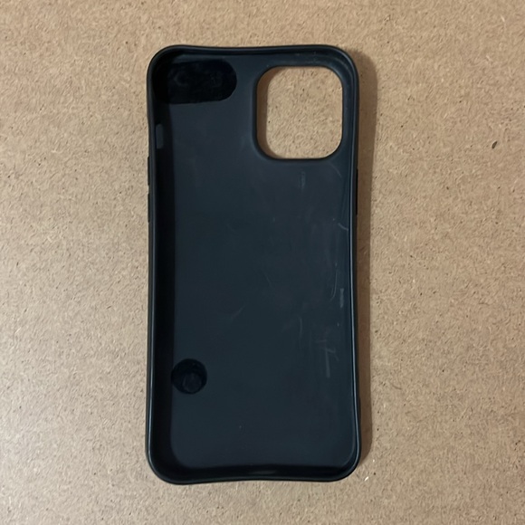 Winnie the Pooh iPhone 13 Case - Picture 2 of 4